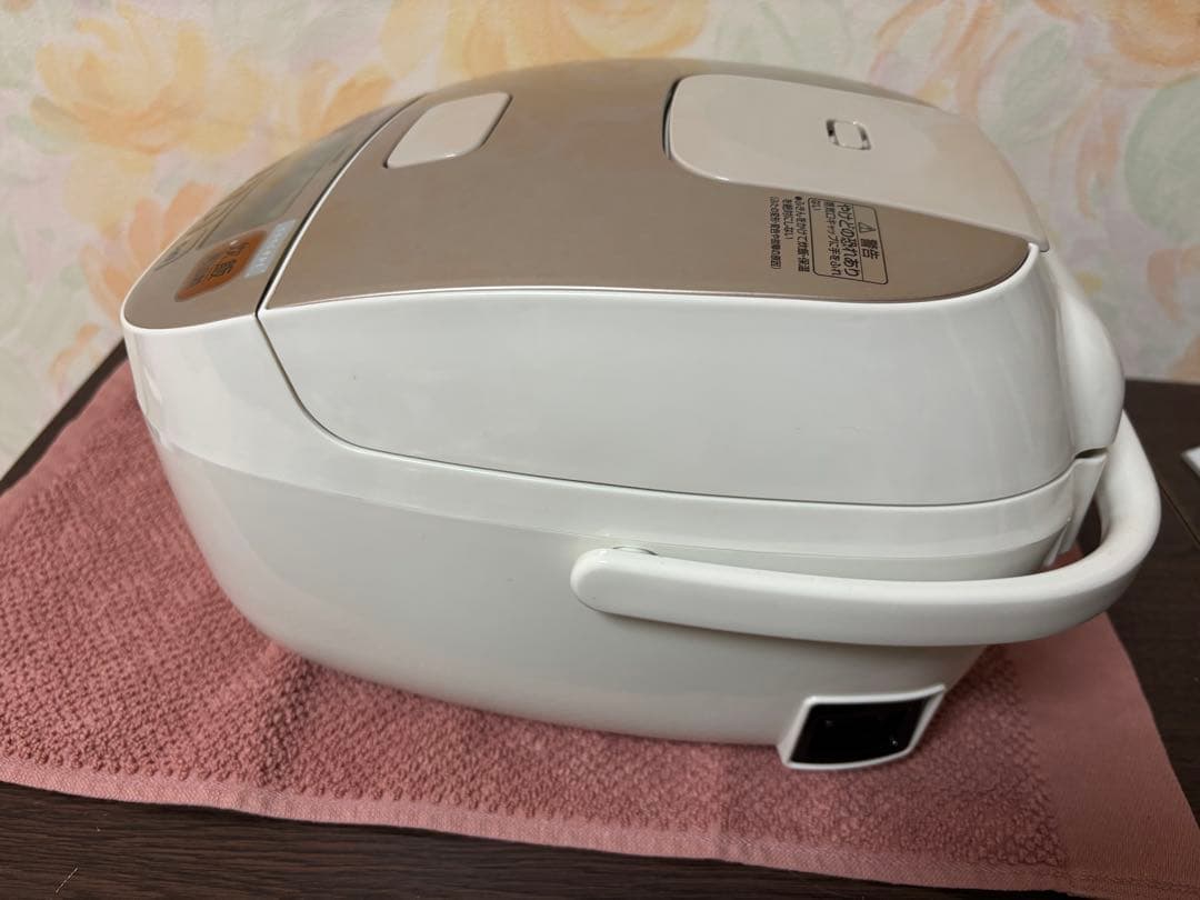 象印 ZOUJIRUSHI 炊飯ジャー NL-BB05C-W 3合 極め炊き