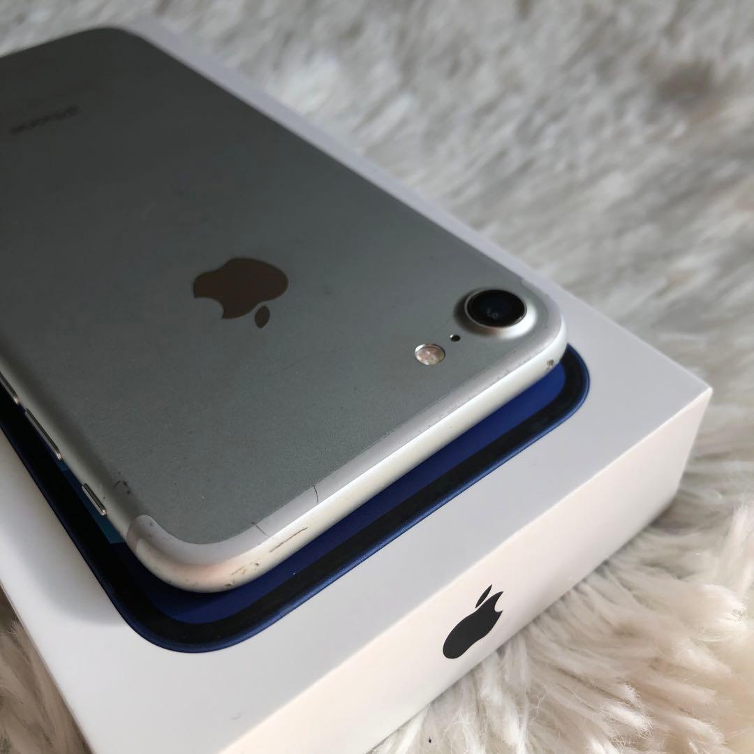 【すぐ発送】iPhone 7 32GB SIMフリー