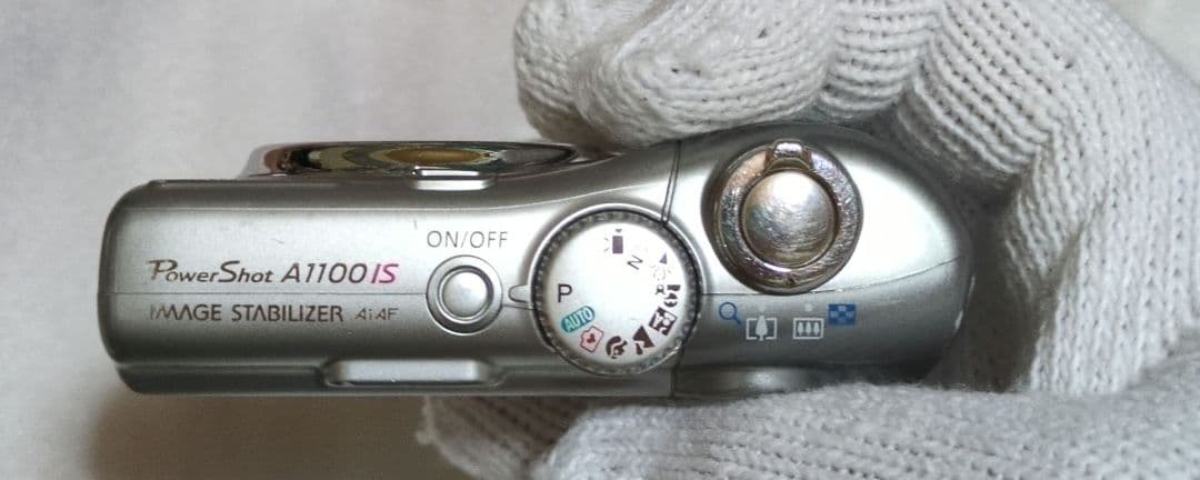 デジカメ　CANON　PC1354