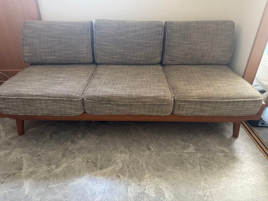 ウニコ　アルベロ　3人がけソファ