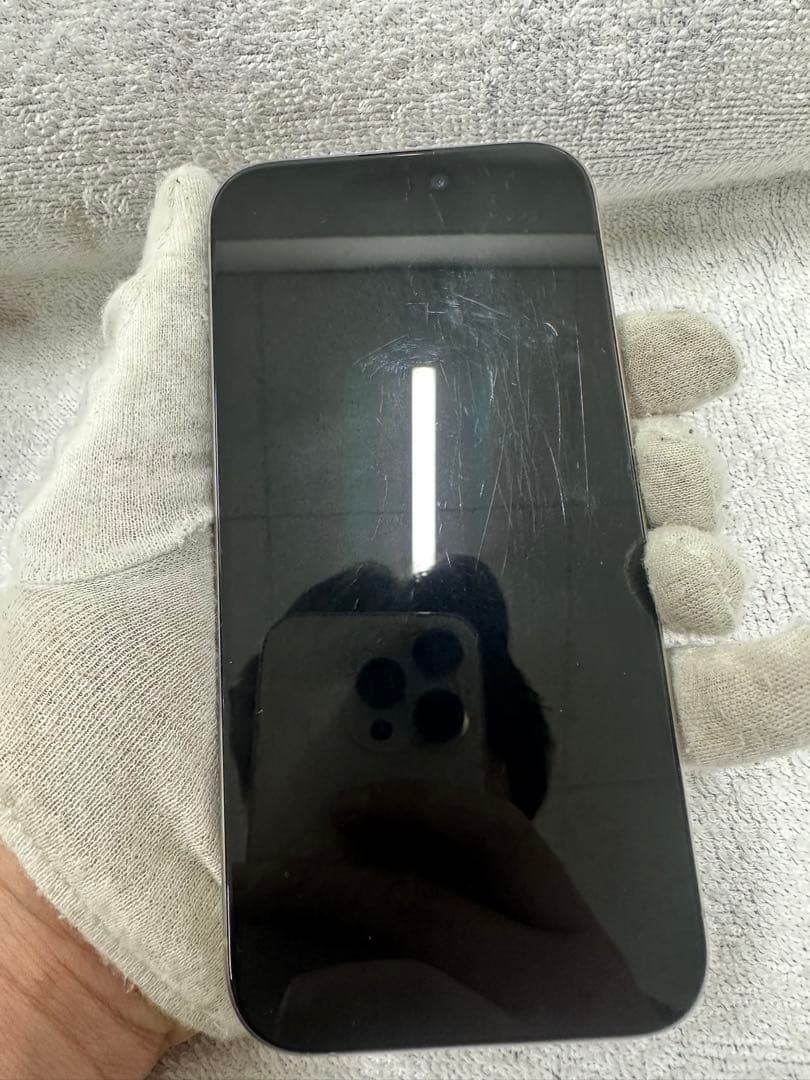 〒Apple Phone15 pro チタニウム　256GB SIMフリー