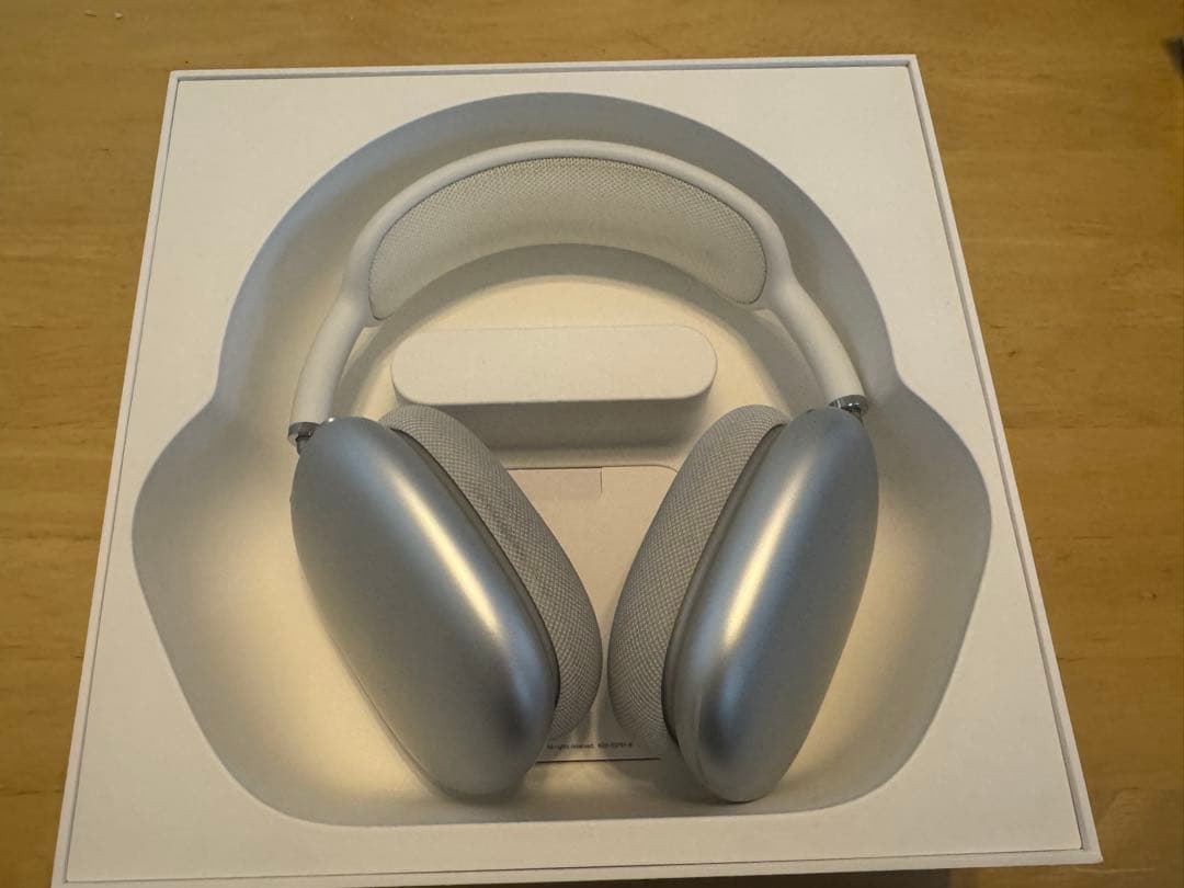 AirPods MAX シルバー　103