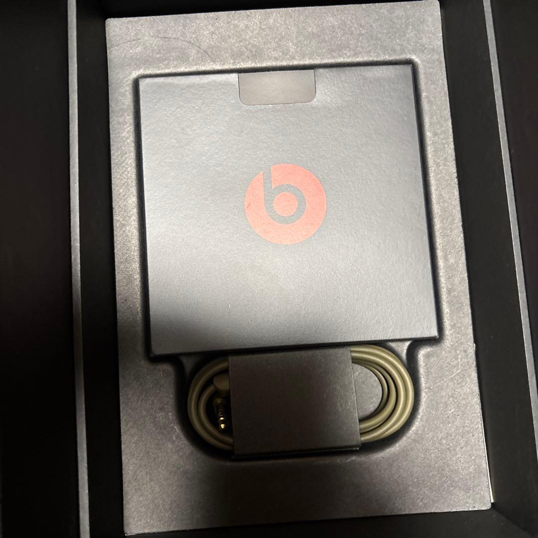 Beats ワイヤレスヘッドホン ブラック