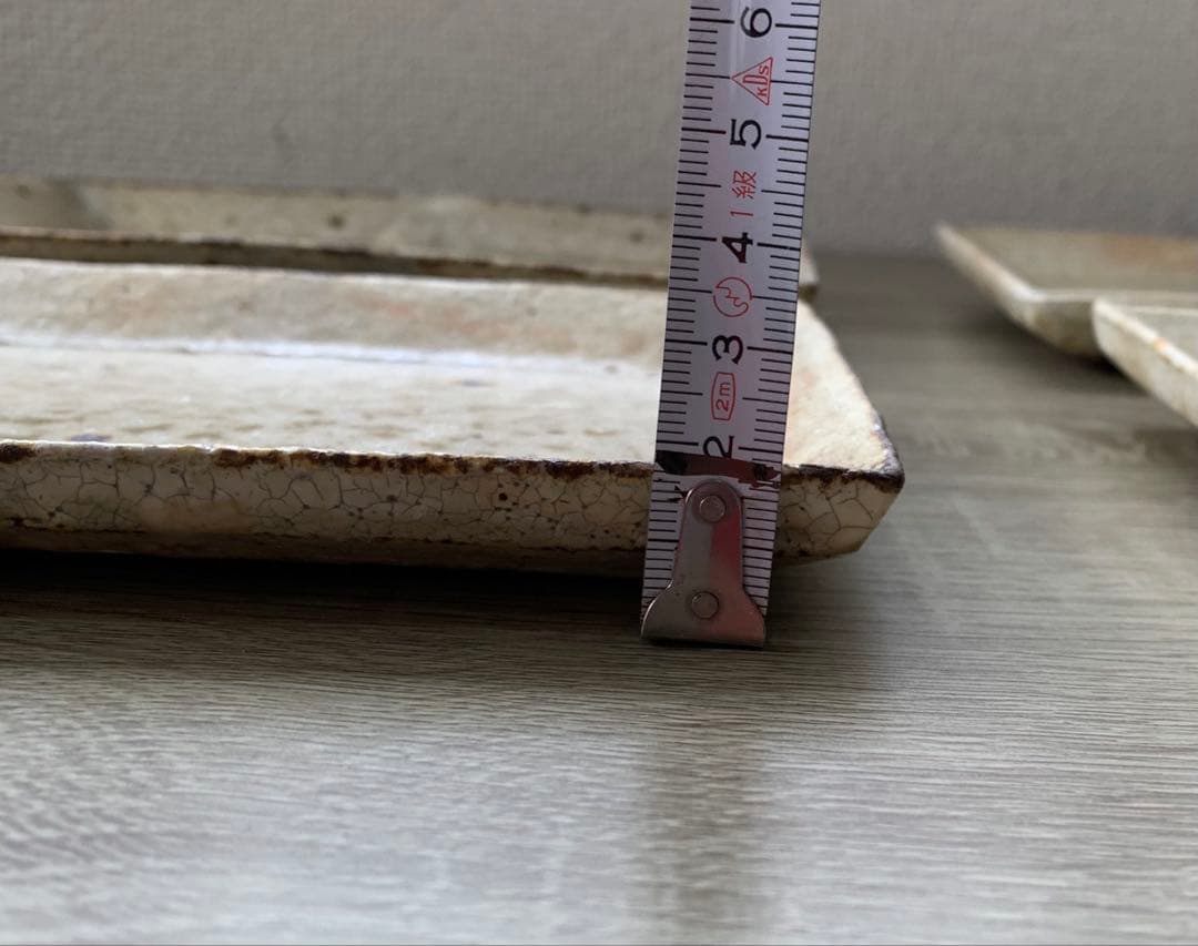 尾形アツシ　長方形皿