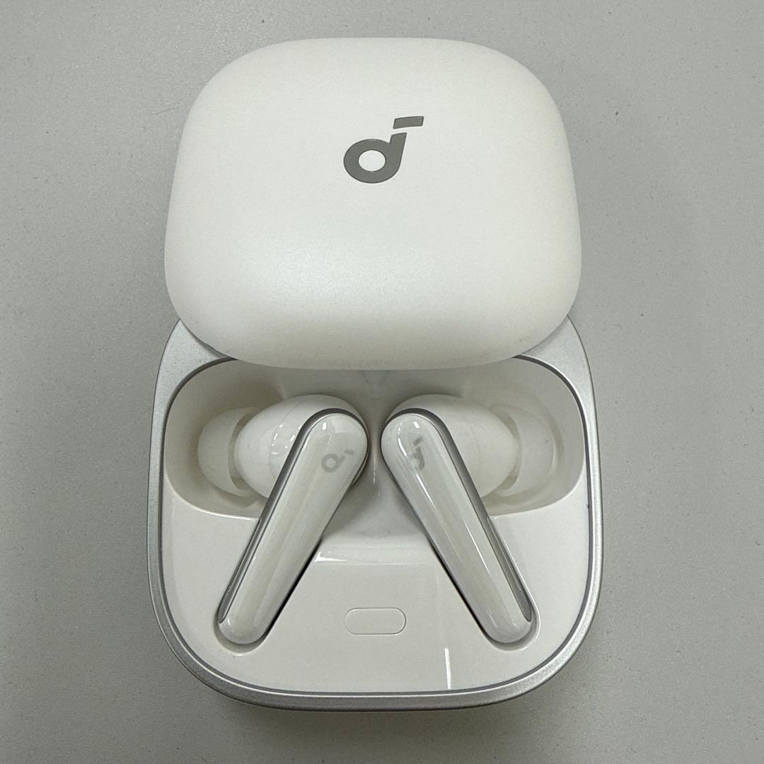 【美品・付属品完備】Soundcore Liberty 5（クラウドホワイト）