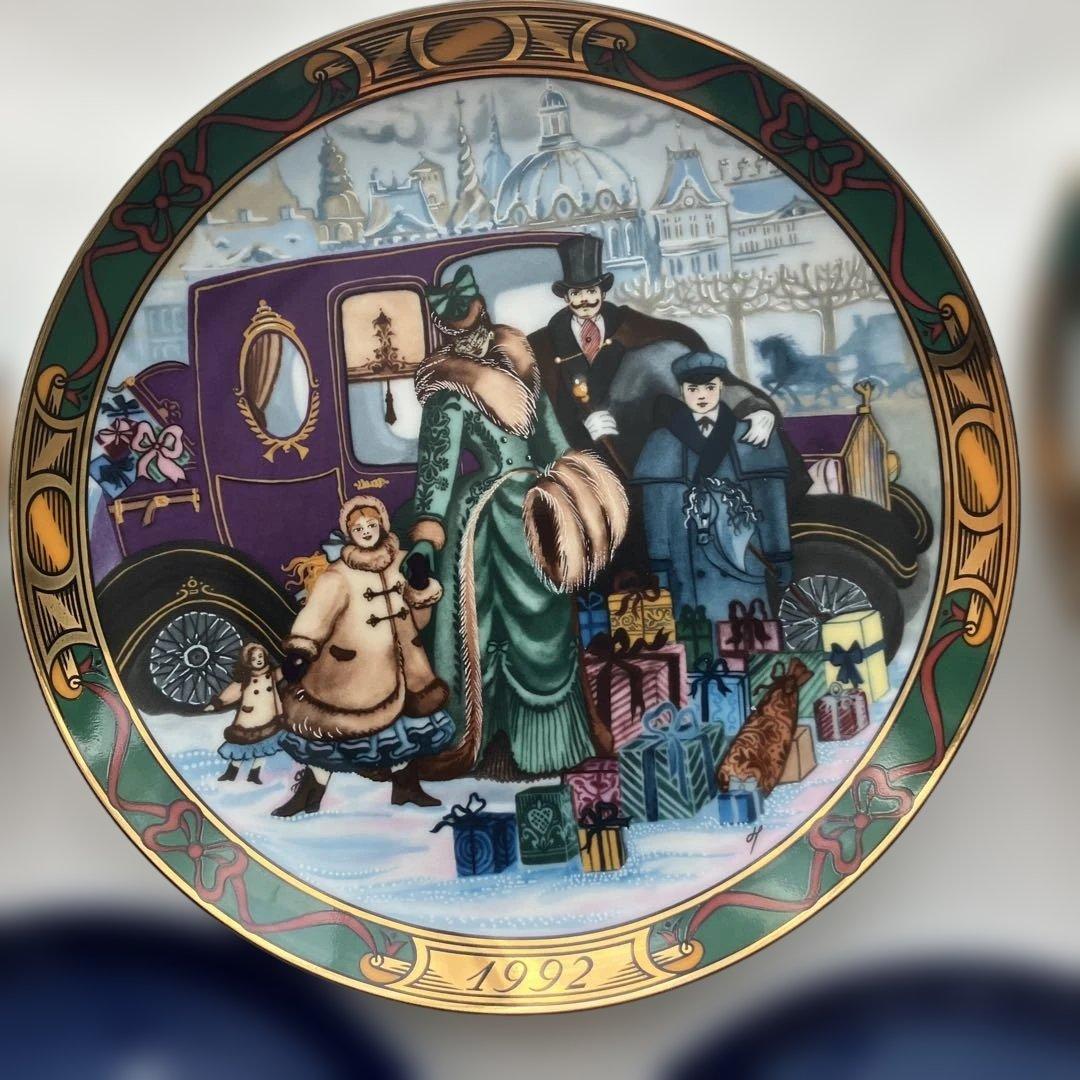 ロイヤルコペンハーゲンイヤープレートセット