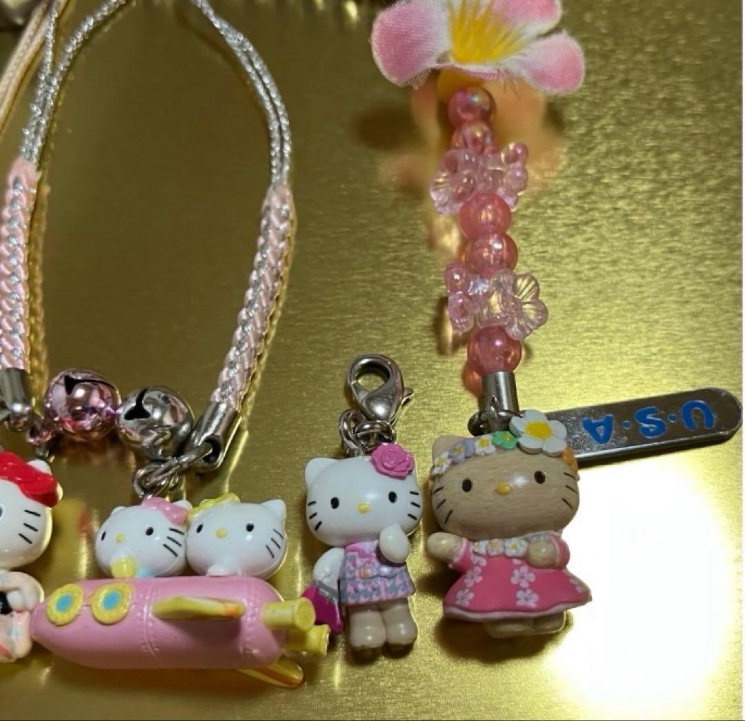 ご当地キティ　キティ根付け　キティストラップ　キティキーホルダー　サンリオ