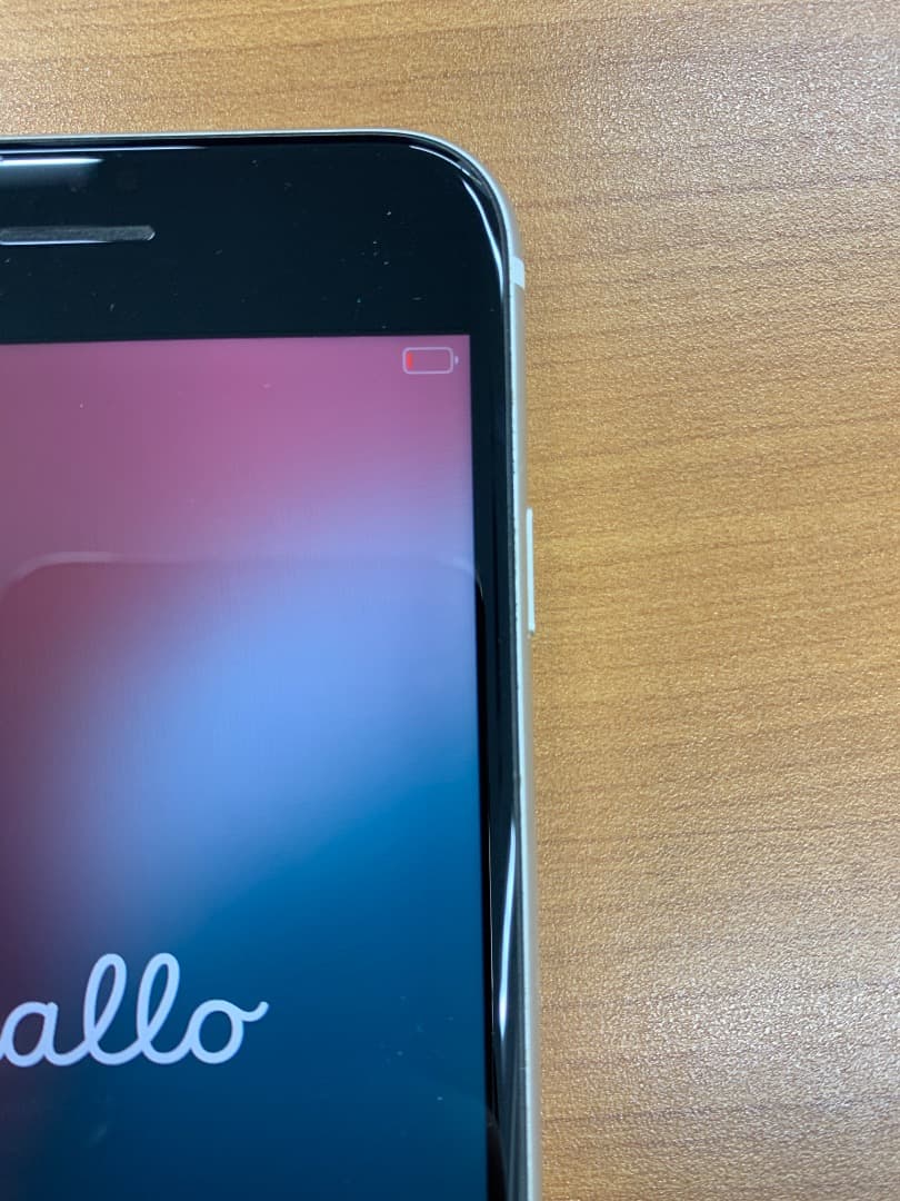 動作確認済 iPhone SE (第3世代) 64GB ID E4334