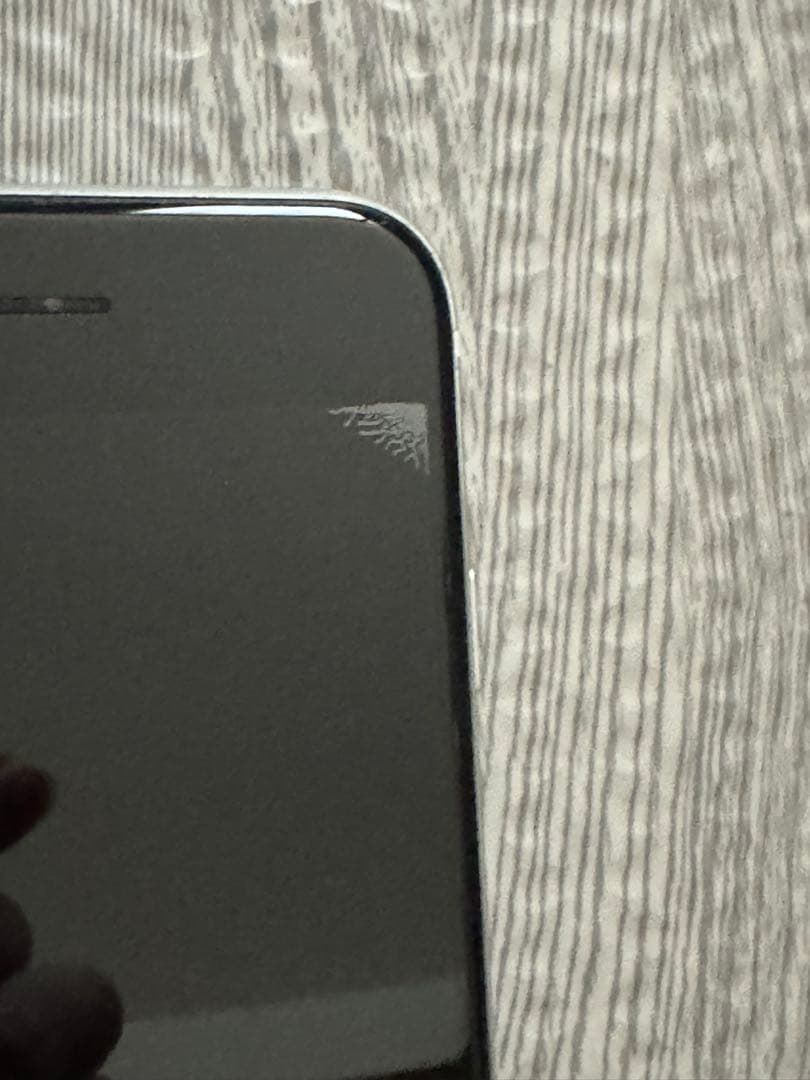 iPhoneSE 第二世代　SIMフリー　64GB