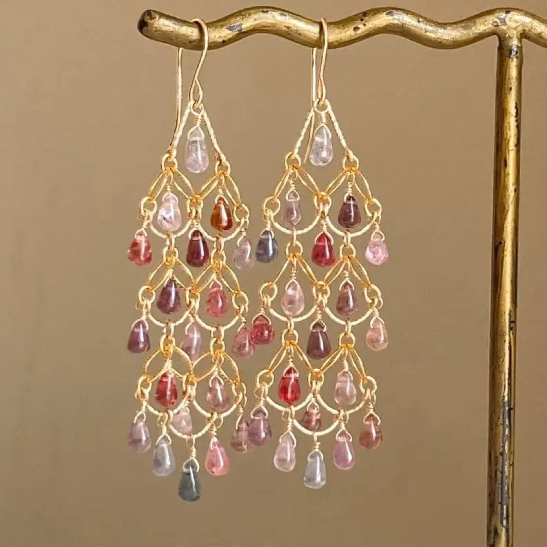 スピネルのシャンデリアピアス