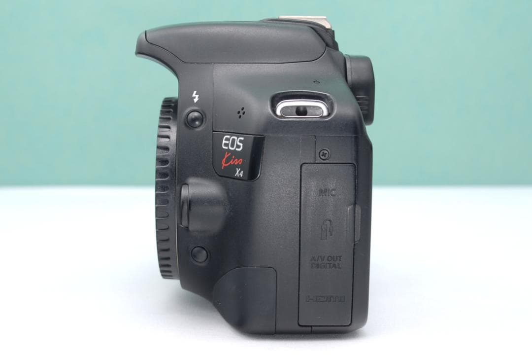 ☘️カメラデビューにおすすめ✨️ Canon Kiss X4 一眼レフ 簡単操作