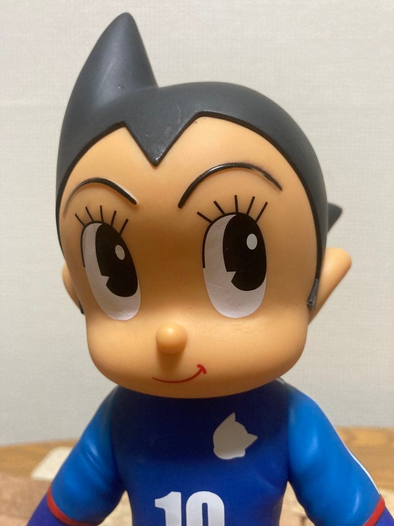 ZCW鉄腕アトムフィギュア①