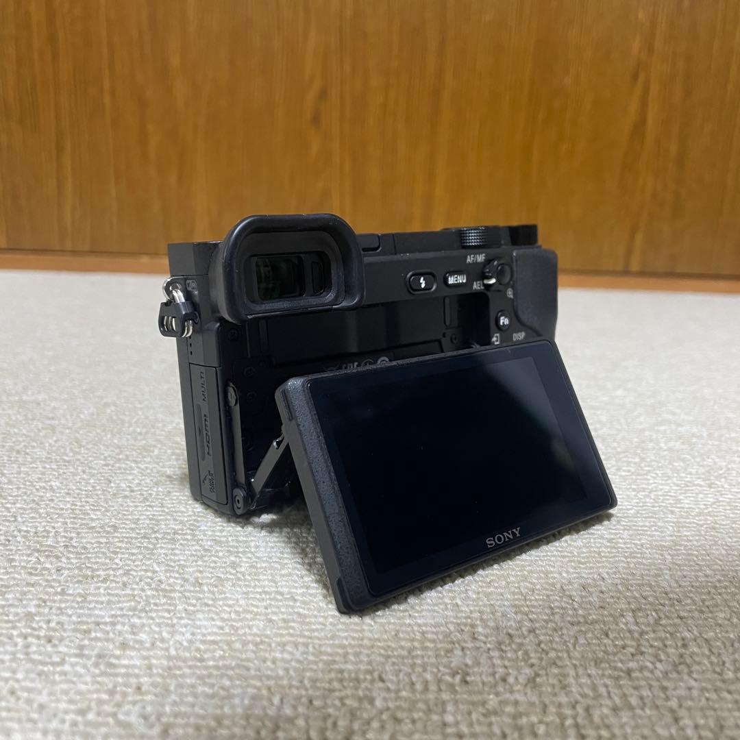 【美品】Sony α6400 本体+純正バッテリー2個＋チャージャー