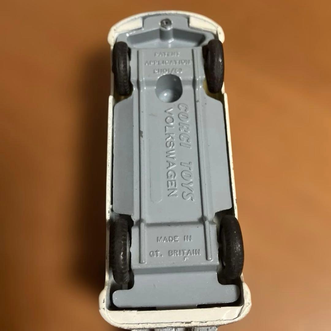 レア！コーギー　フォルクスワーゲン　タイプ2 トラック　レッカー車