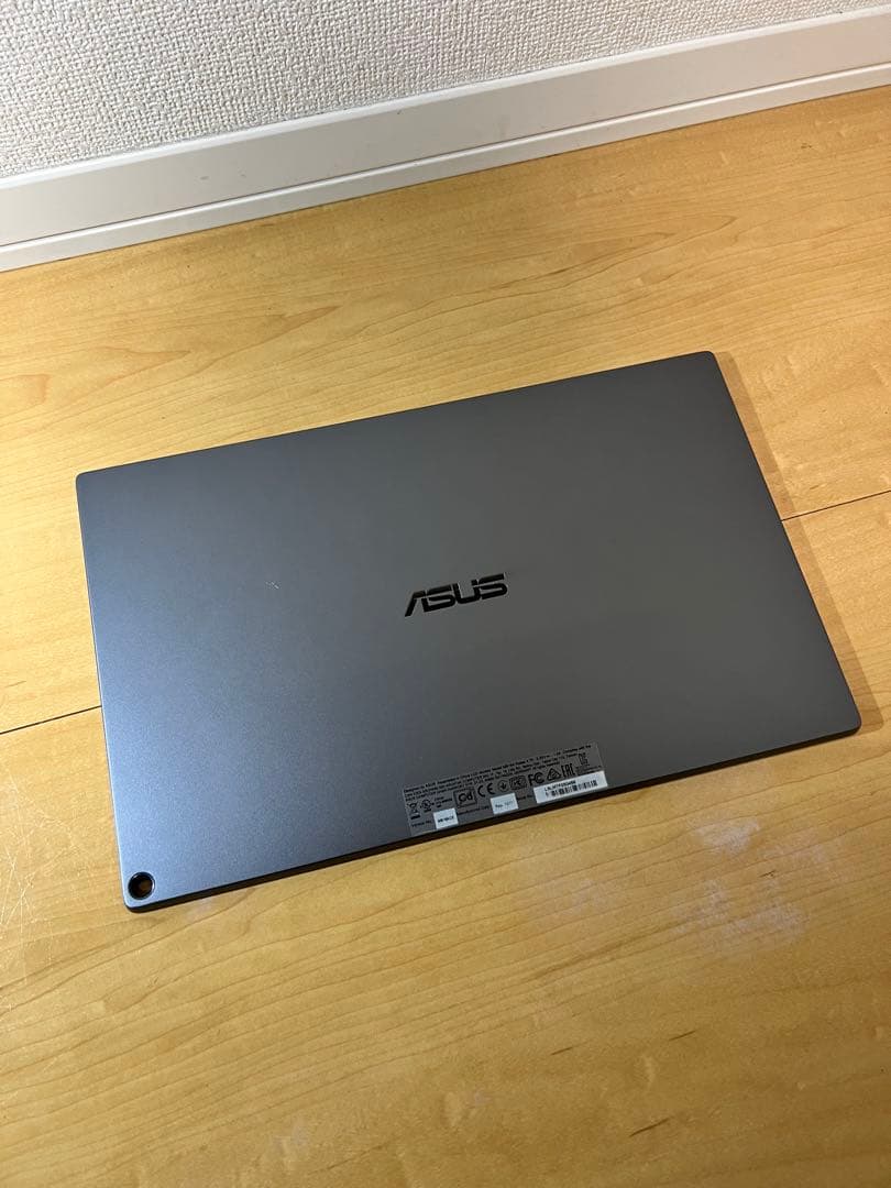 ASUS ZenScreen MB16ACE 15.6インチ モバイルモニター