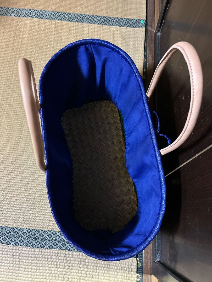 フランスマダガスカルの職人のマルシェバッグ　貴重品　一点物　グラデーションカラー