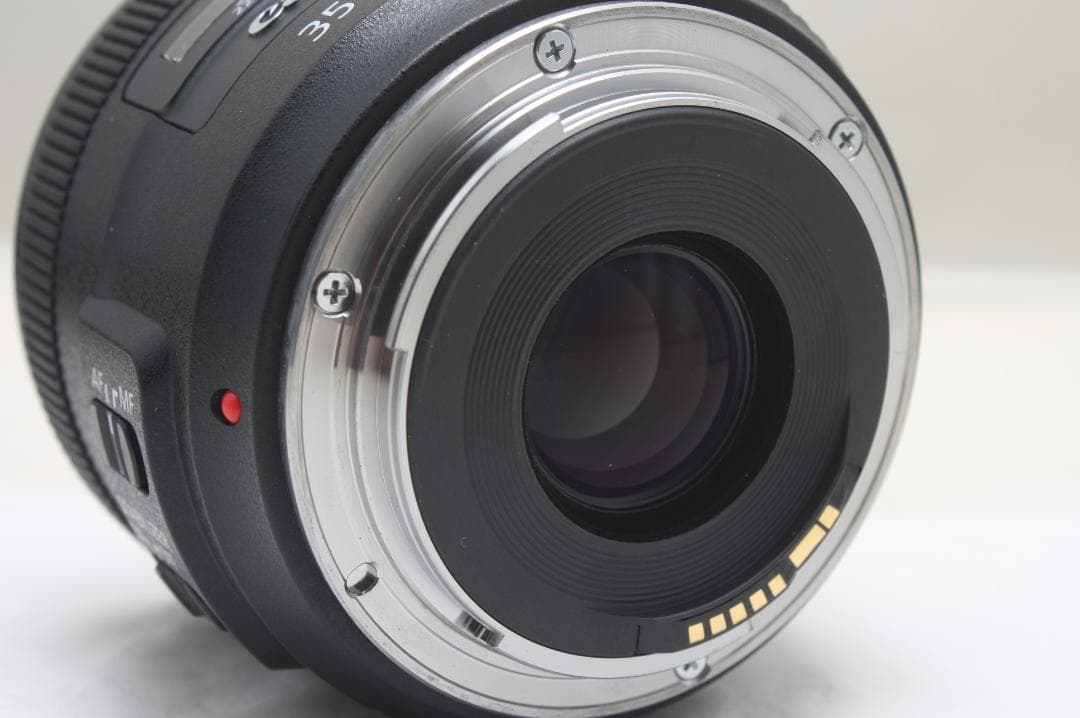 キヤノン EF 35mm F2 IS USM