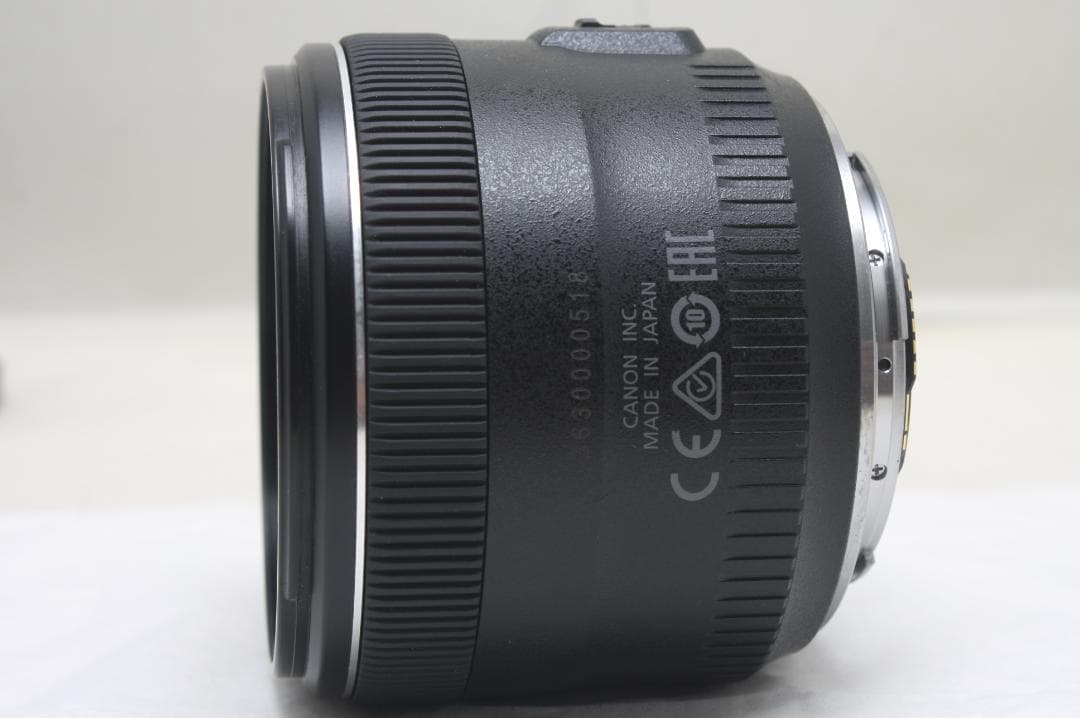 キヤノン EF 35mm F2 IS USM