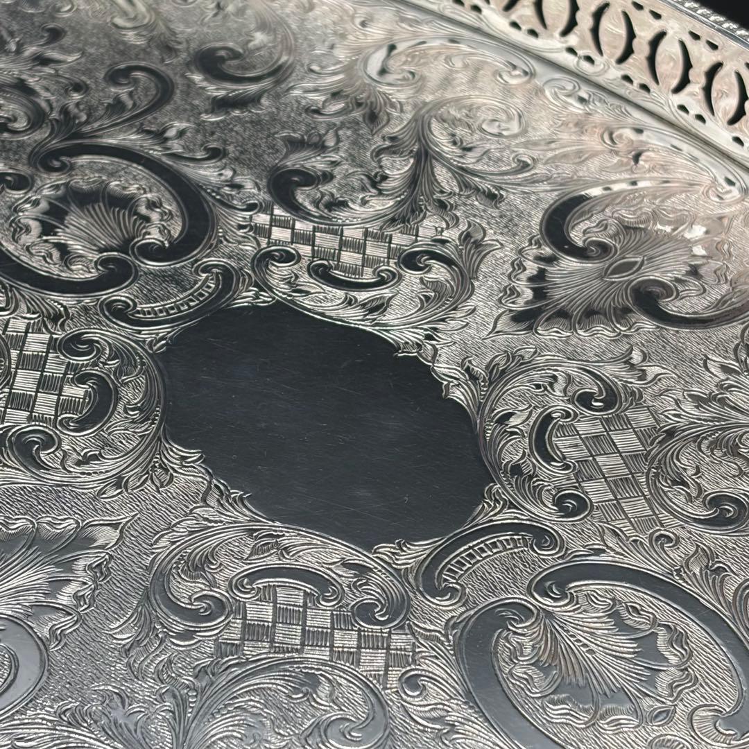 ＜英国ビンテージ＞シェフィールド　シルバートレイ　サルヴァ　銀盆　オーバル　B