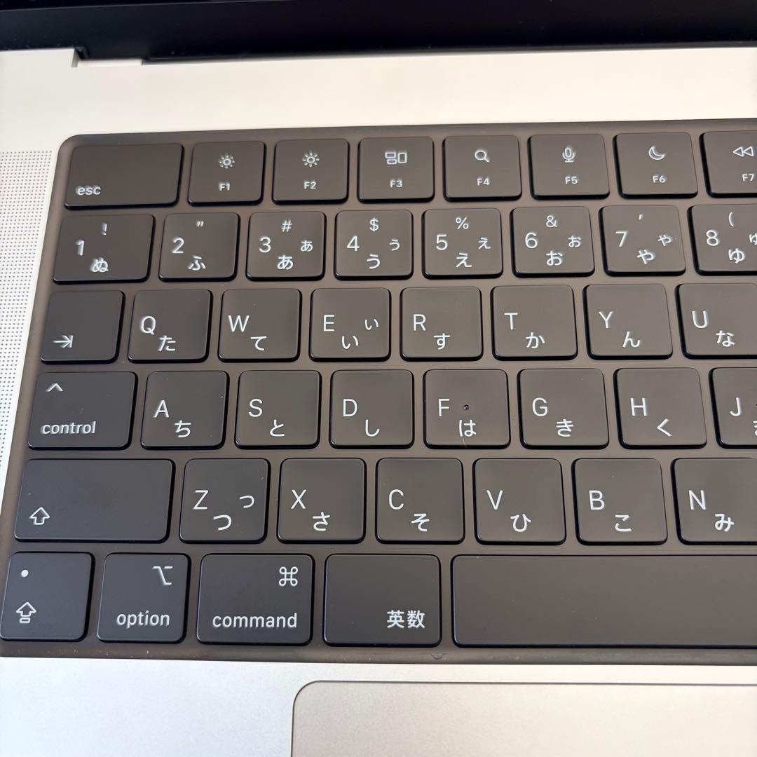 Apple MacBook Pro 16インチ (2021) SSD512 GB