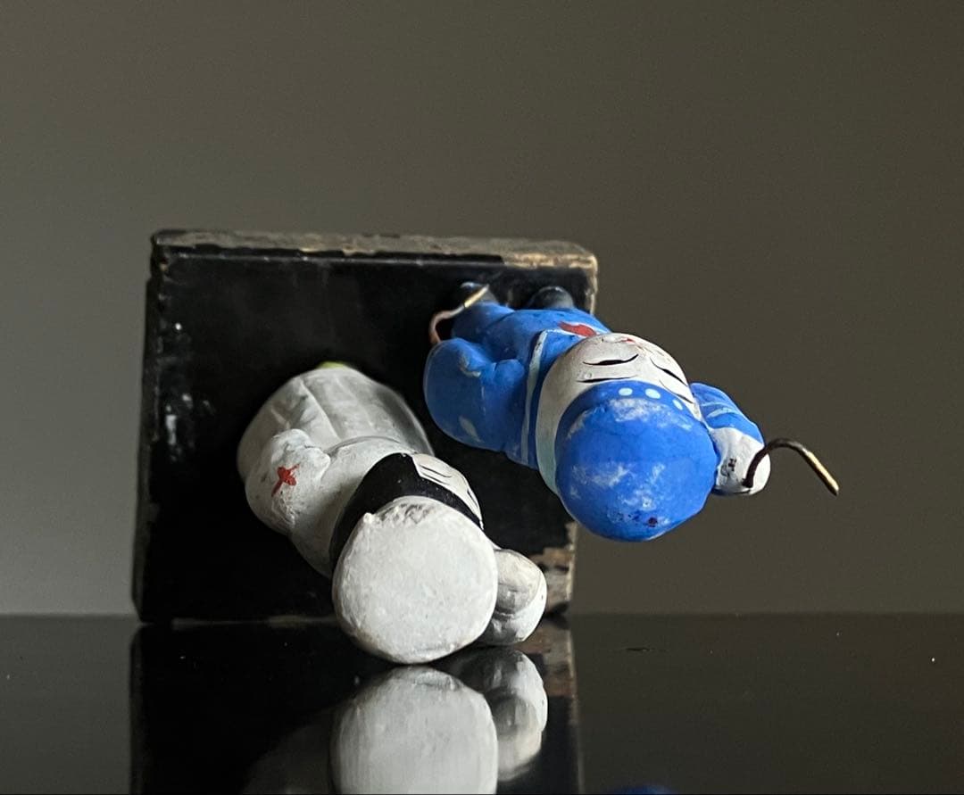 【戦中人形 水兵と看護婦 豆人形 約4㎝ 戦時資料】歴史資料郷土玩具海軍赤十字