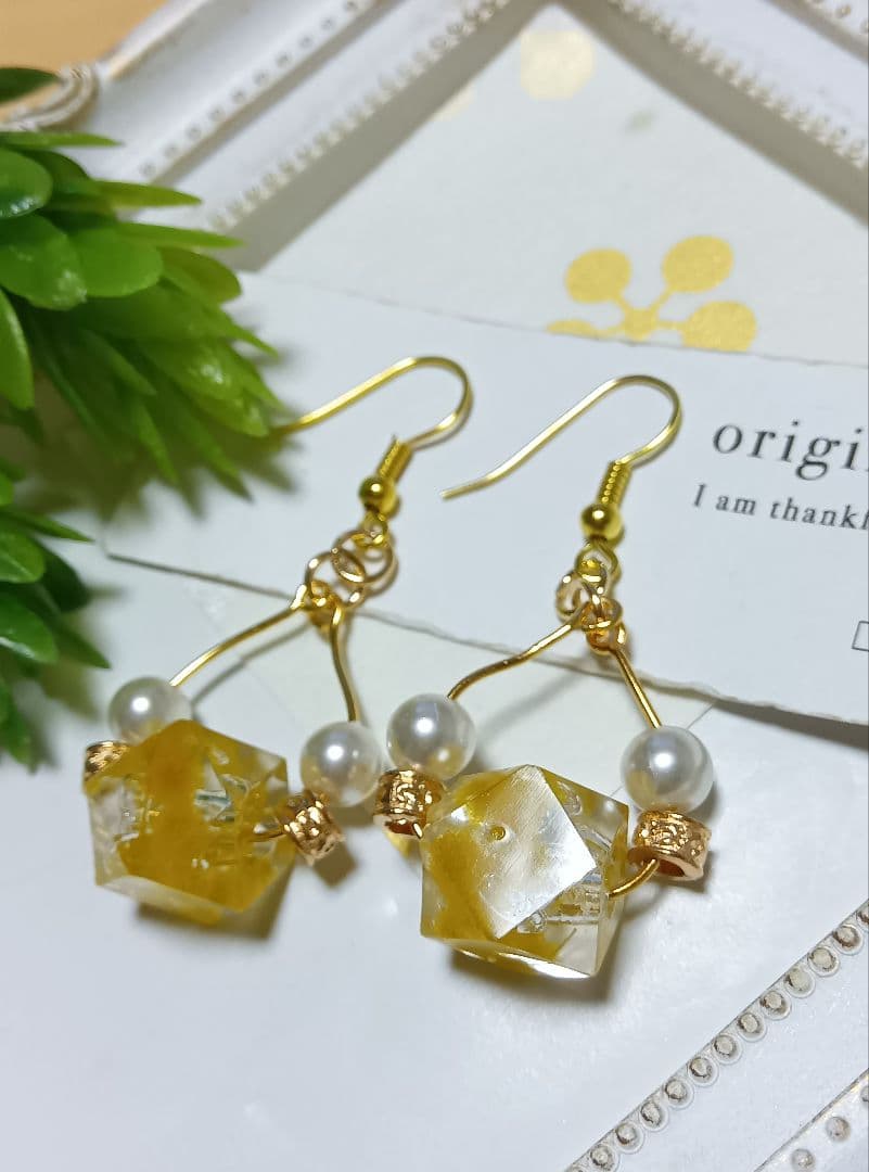 ミモザパールピアス