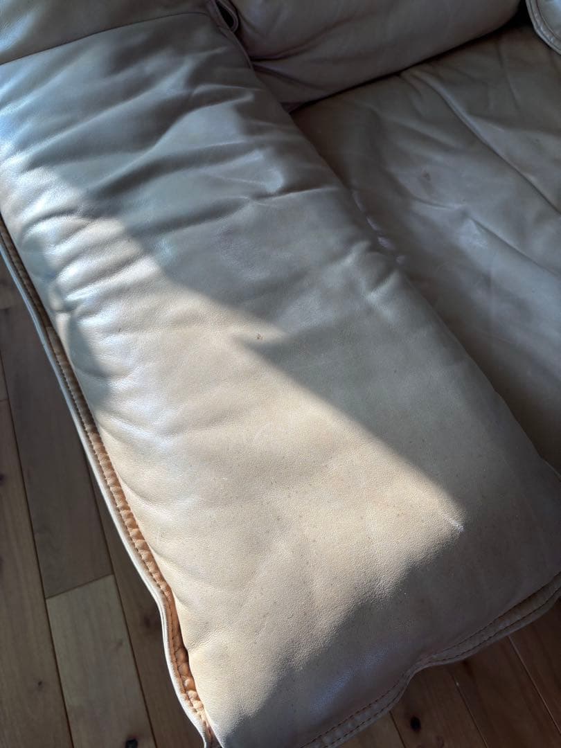 vintage 70b クリーム色 レザー 1人掛けソファ