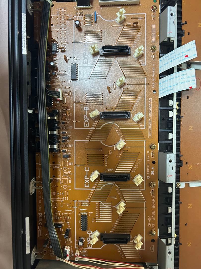 Roland XP-50 シンセサイザー【ジャンク品(内部基板画像あり)】
