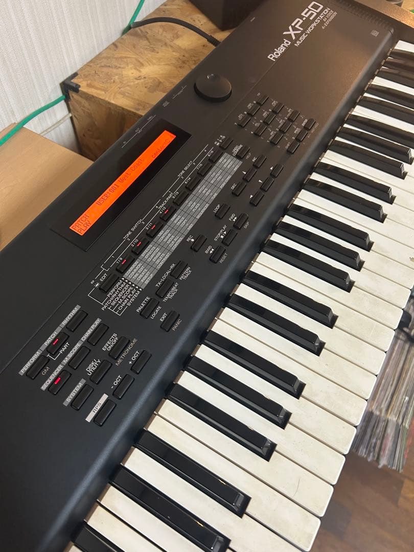 Roland XP-50 シンセサイザー【ジャンク品(内部基板画像あり)】
