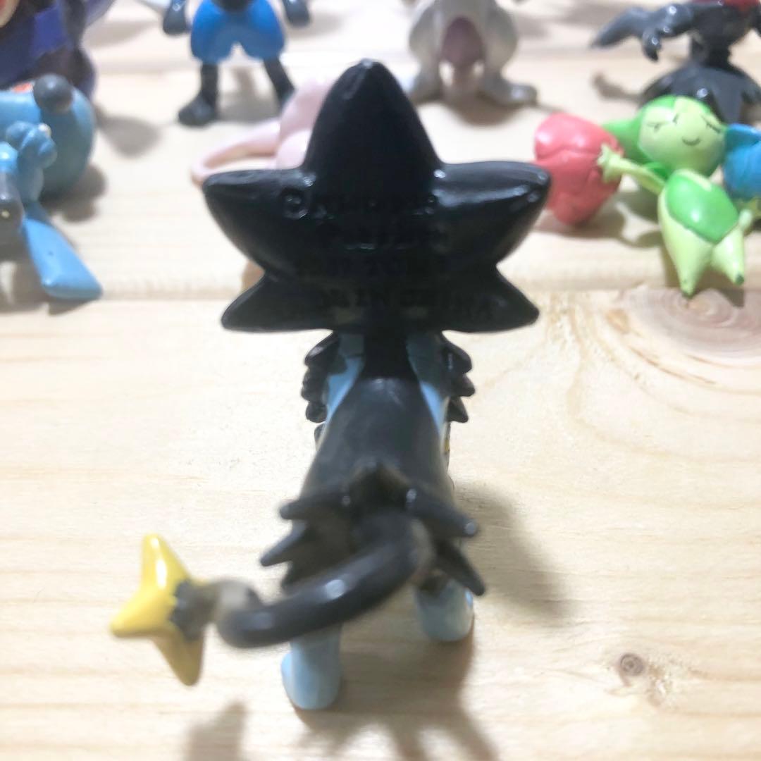 ポケットモンスター　ポケモンフィギュア　モンコレ　15体セット