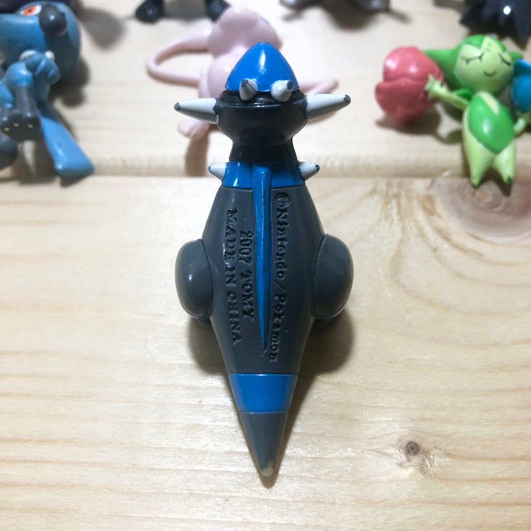 ポケットモンスター　ポケモンフィギュア　モンコレ　15体セット