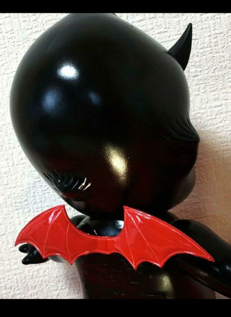 大きいホラー人形 赤い翼の悪魔坊や 大きい人形  フィギュア キューピー人形
