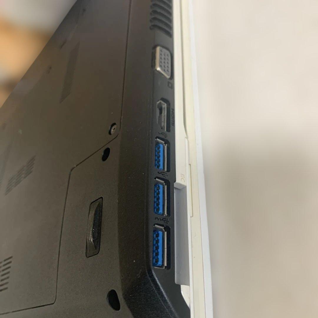 富士通タッチパネル付きi5/8/256GB新品SSDoffice2024ホワイト