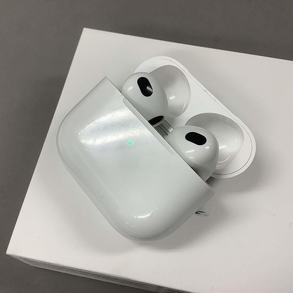 Apple AirPods MME73J/A 第3世代 ワイヤレスイヤホン