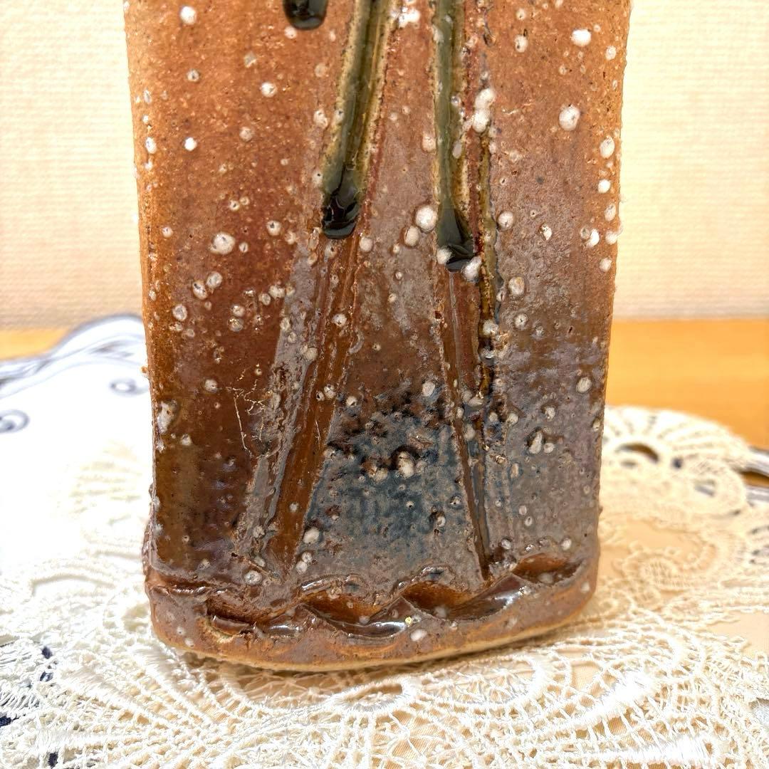 【木箱付き・未使用に近い】信楽焼 兼山造 高さ36cm 角型花瓶　高級感　逸品