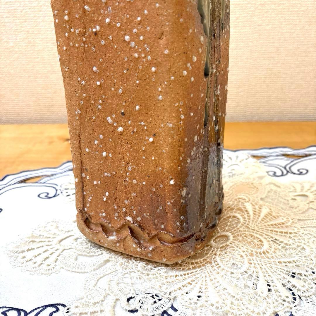 【木箱付き・未使用に近い】信楽焼 兼山造 高さ36cm 角型花瓶　高級感　逸品