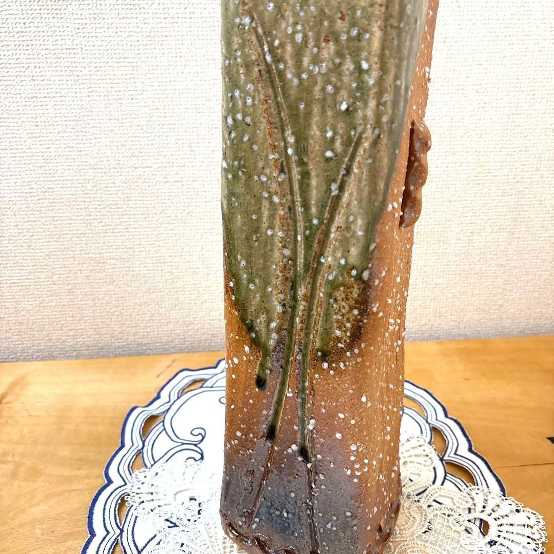 【木箱付き・未使用に近い】信楽焼 兼山造 高さ36cm 角型花瓶　高級感　逸品