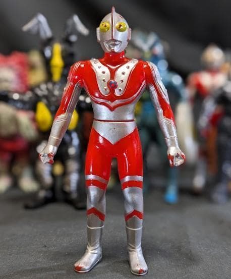 ウルトラＱ・ウルトラマン＆登場怪獣・宇宙人（バンダイ）ソフビ13体セット