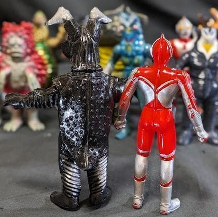 ウルトラＱ・ウルトラマン＆登場怪獣・宇宙人（バンダイ）ソフビ13体セット