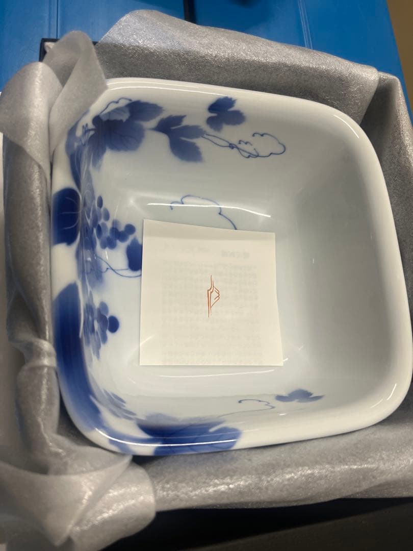 新品未使用　深川製磁　FUKAGAWA-SEIJI ぶどう柄　角皿 箱入り和食器