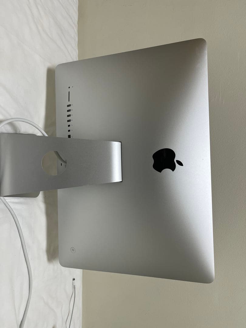 S*m様 Apple iMac 21.5インチ（Late2013, ME086J