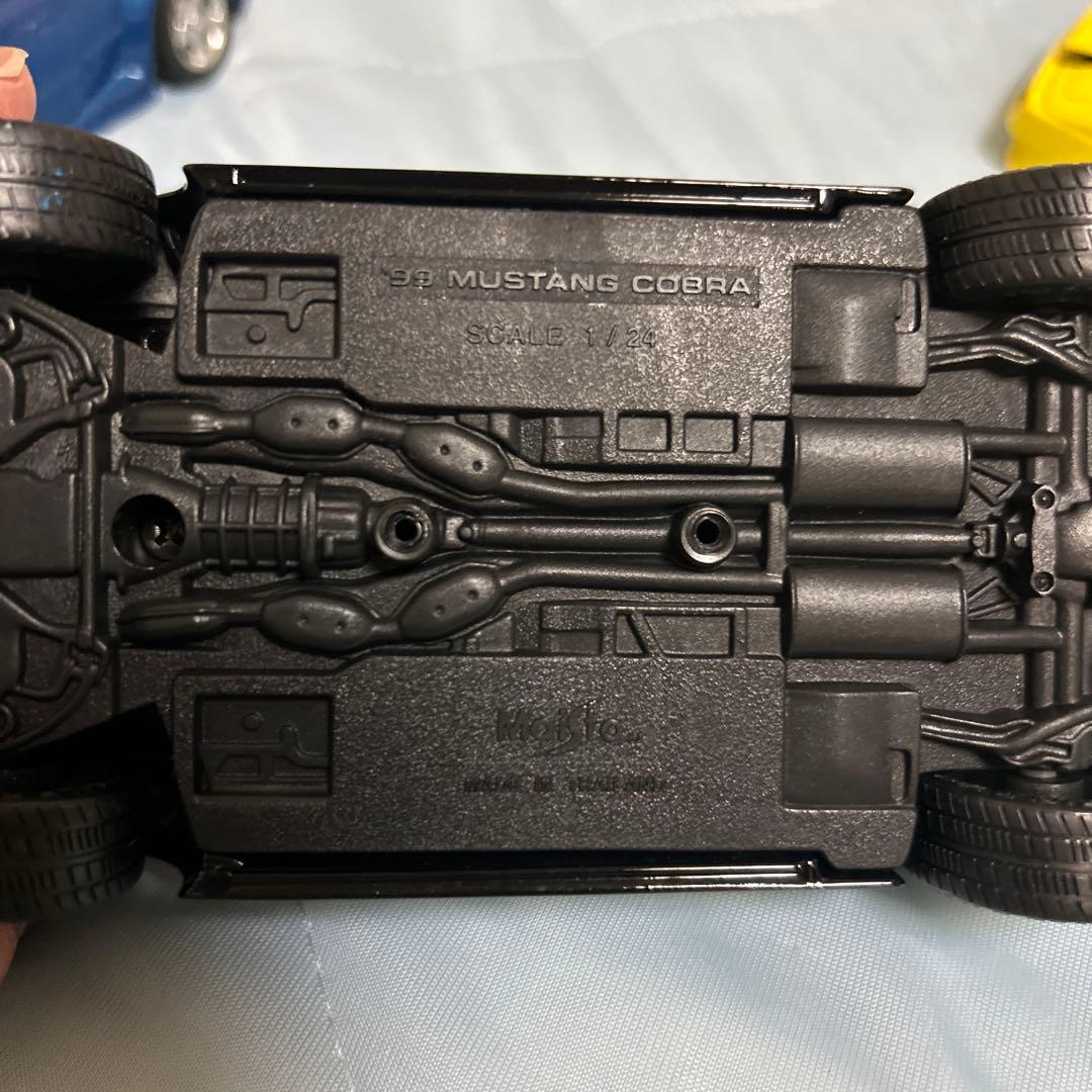 burago Maisto 1/24 ミニカー　フェラーリ　マスタング　