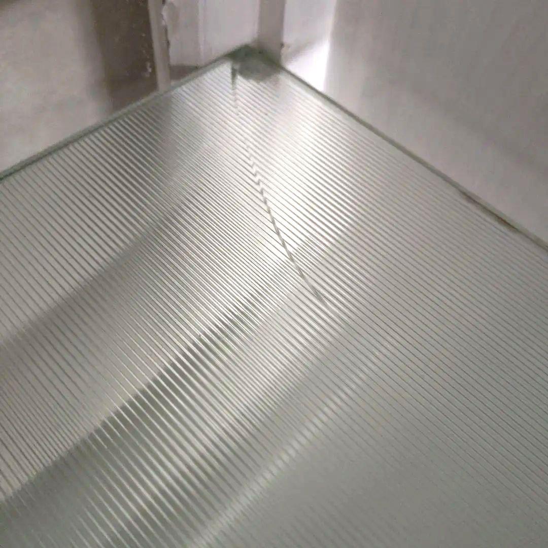 ケビント　薬品棚　棚　白 ビンテージ　ガラスショーケース アンティーク　希少