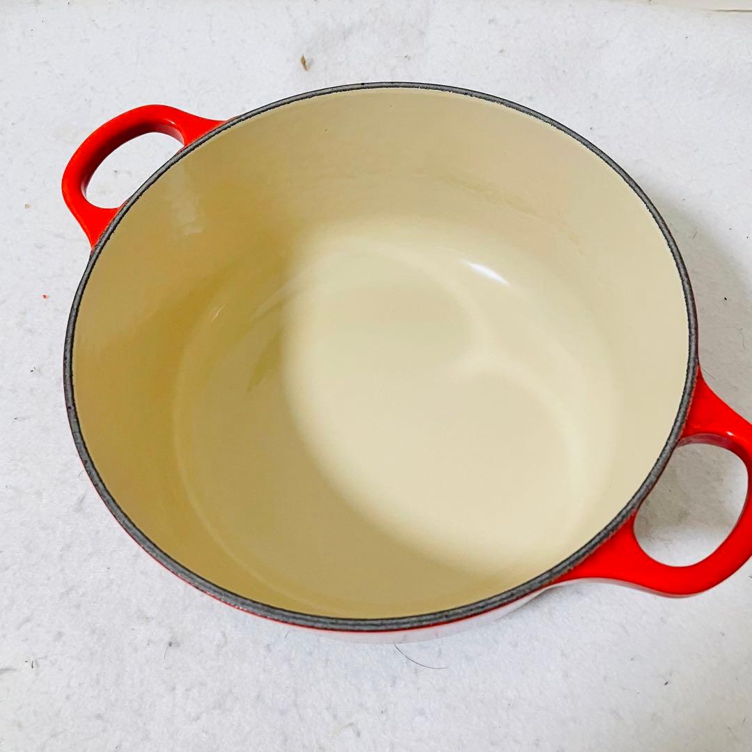 LE CREUSET ココットロンド シグニチャー 20㎝ 定番 綺麗 レア 赤