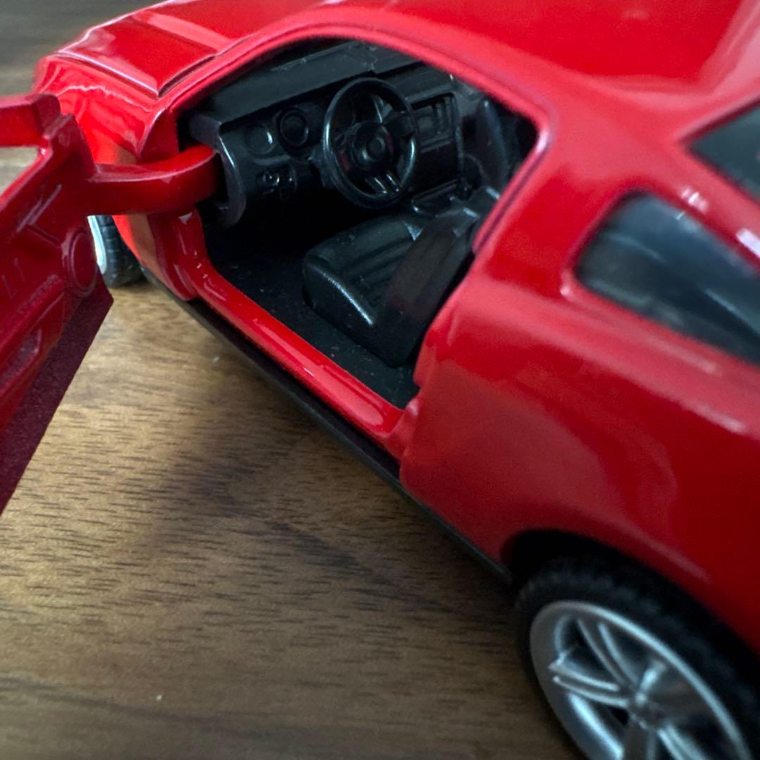 ピピットキー トヨタ クラウン パトロールカーを含むミニカー4台セット