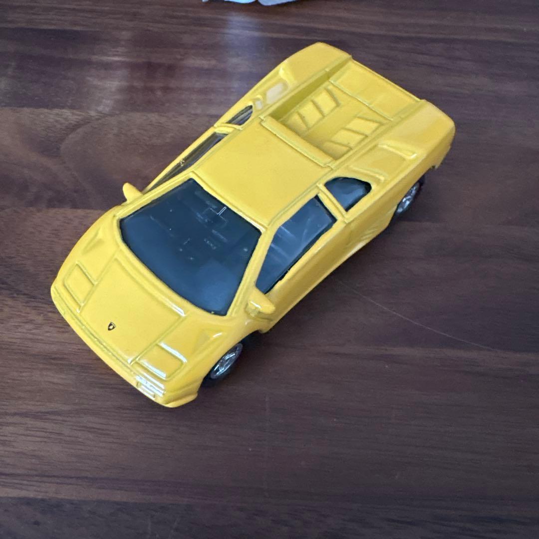 ピピットキー トヨタ クラウン パトロールカーを含むミニカー4台セット