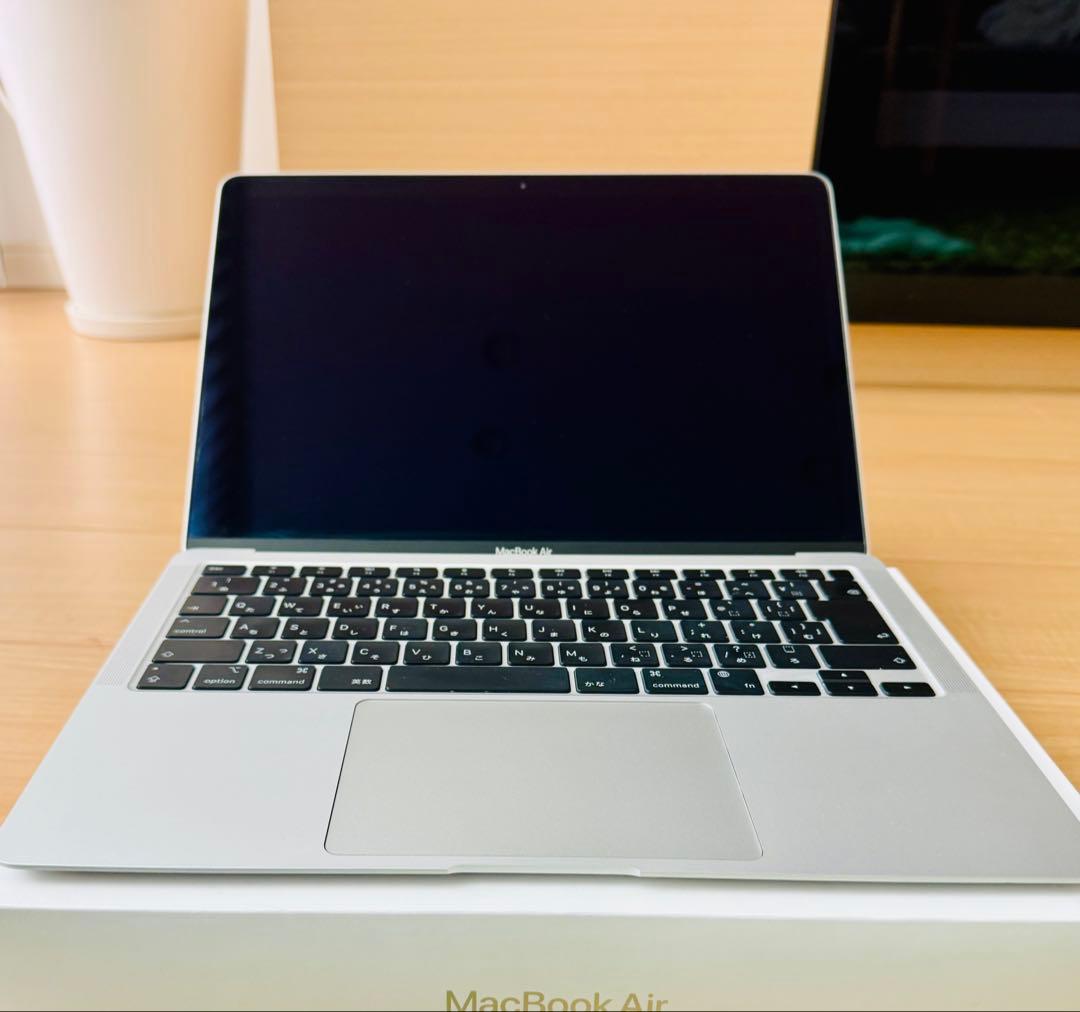 MacBook Air M1 シルバー 本体