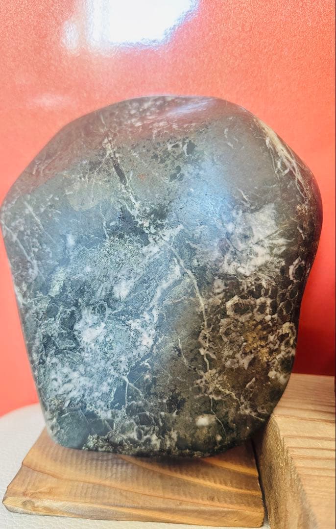 菊花石・紅赤石2点セット 2070g・1780g