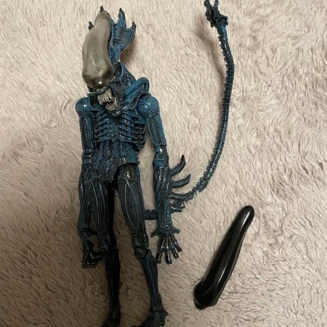 NECA GORILLA ALIEN 7インチ