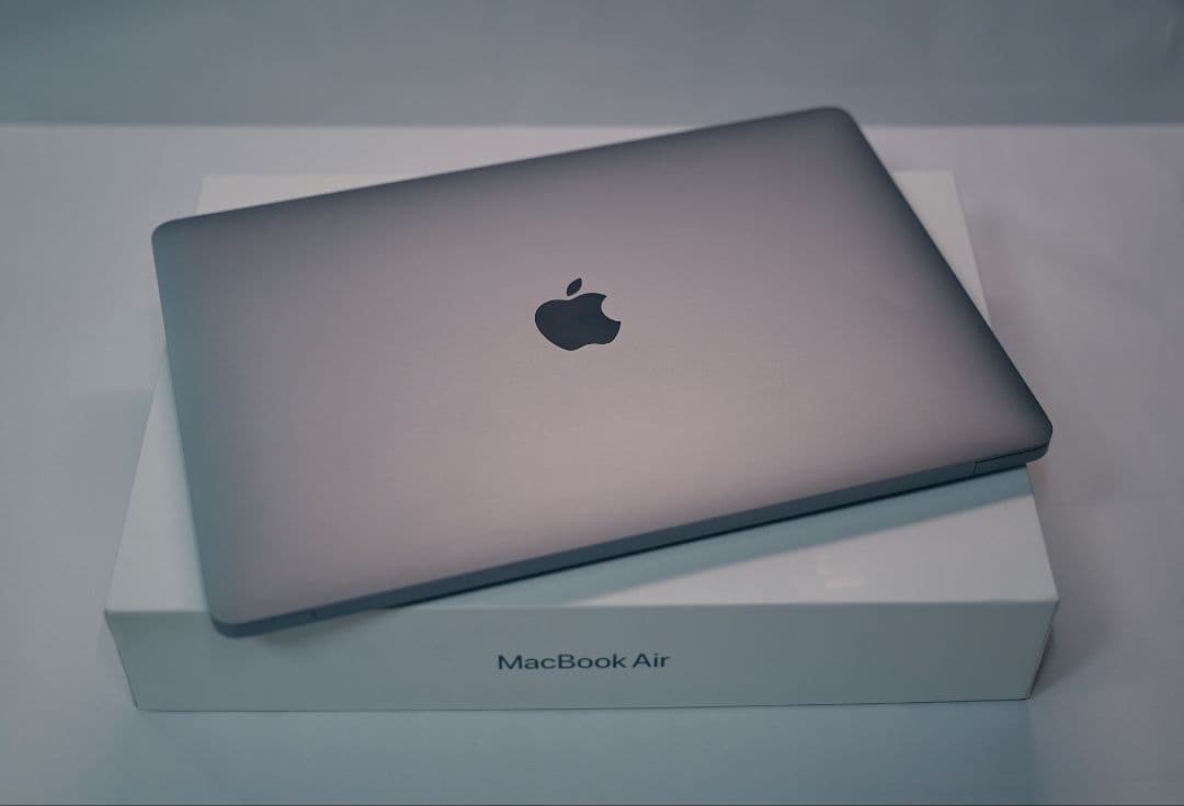 【美品・即購入OK・全国送料無料】MacBook Air